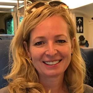 Meet your Posher, Constance